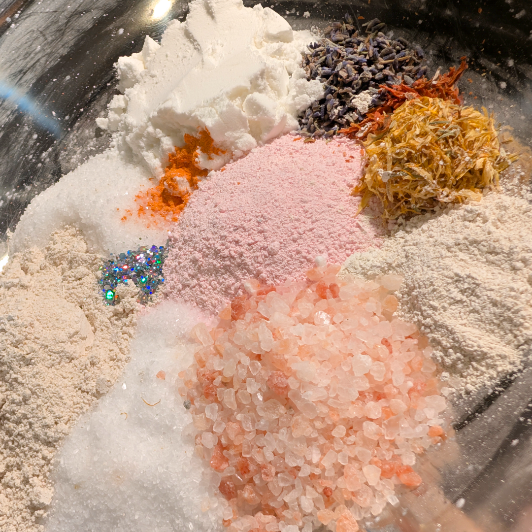 Love Spell  -  Artisan Milk +Mineral Bath Soak | 4 oz